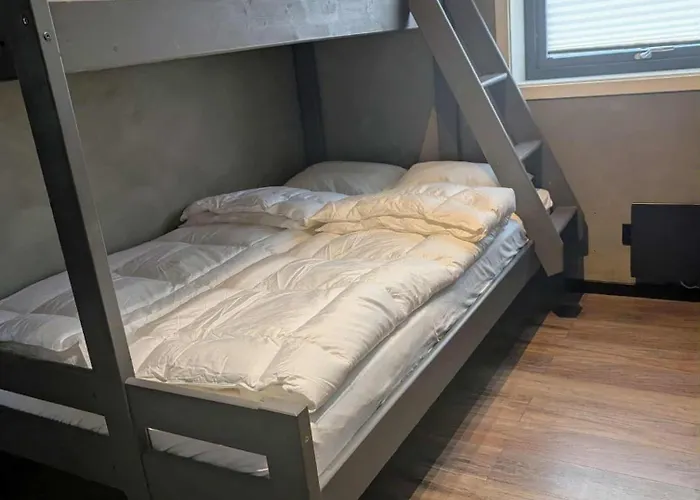 Modern With Jacuzzi Near Alpine Trysil